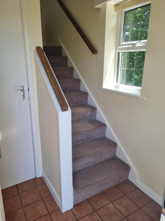 Lovely 2-Bedroom New Forest Apartment On A Farm New Milton Buitenkant foto